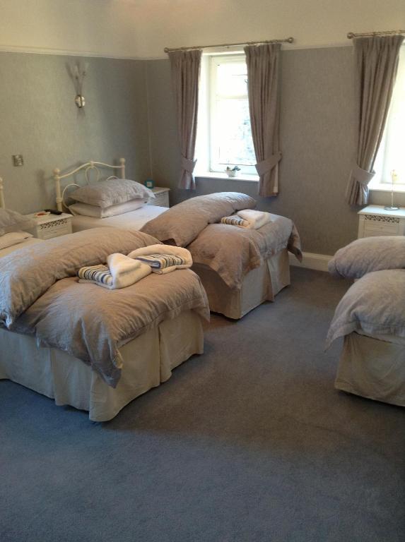 Allt Na Leven Guest House Кинлохливен Экстерьер фото