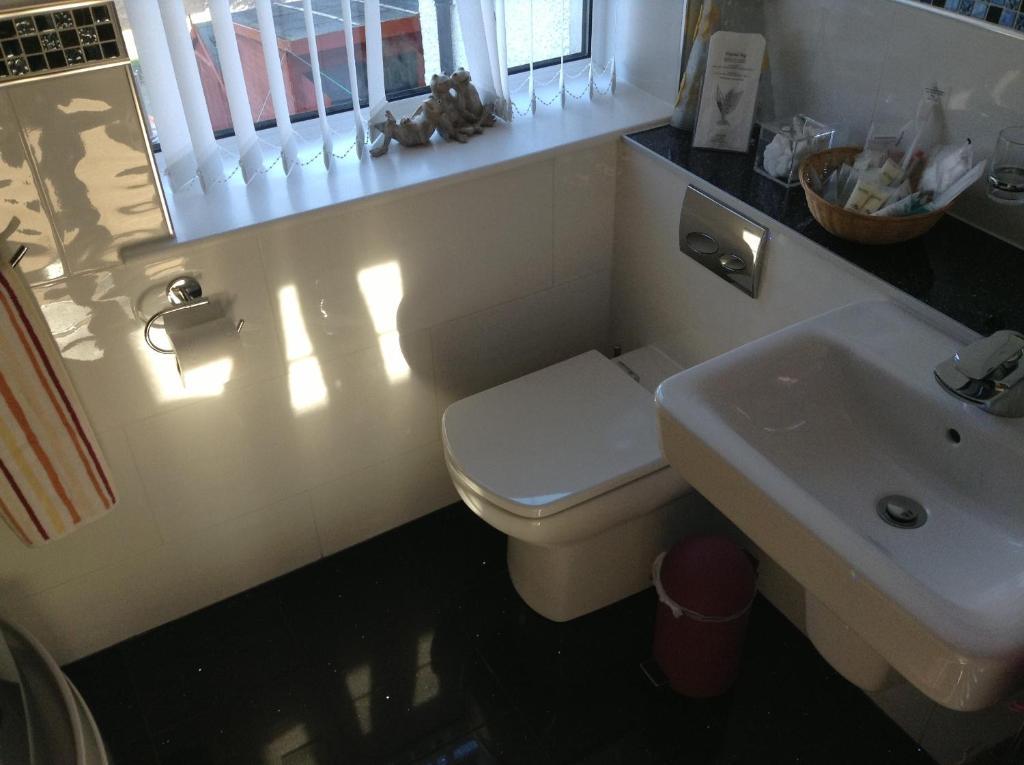 Allt Na Leven Guest House Кинлохливен Экстерьер фото