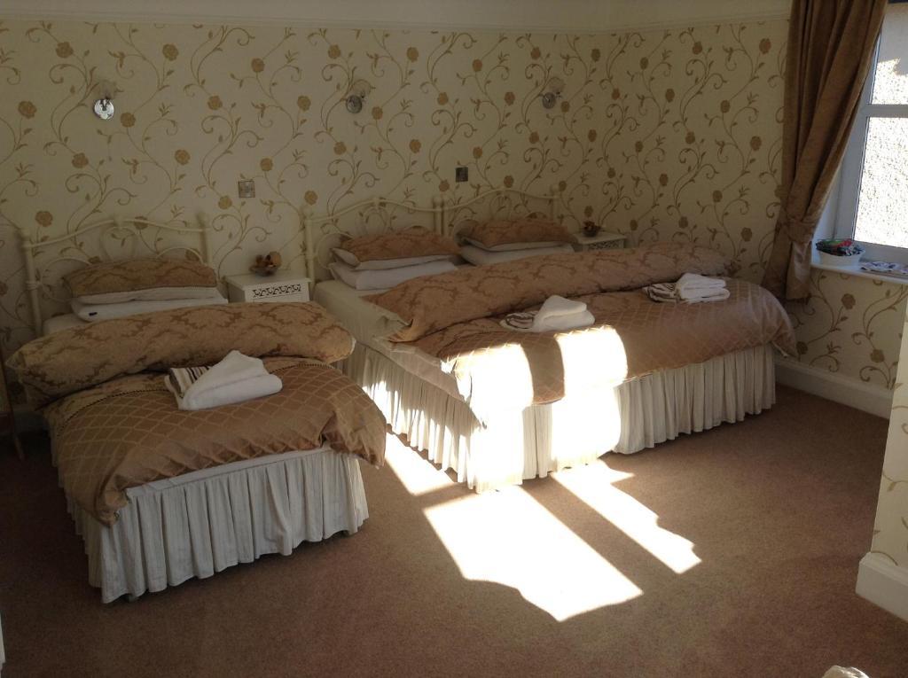 Allt Na Leven Guest House Кинлохливен Номер фото