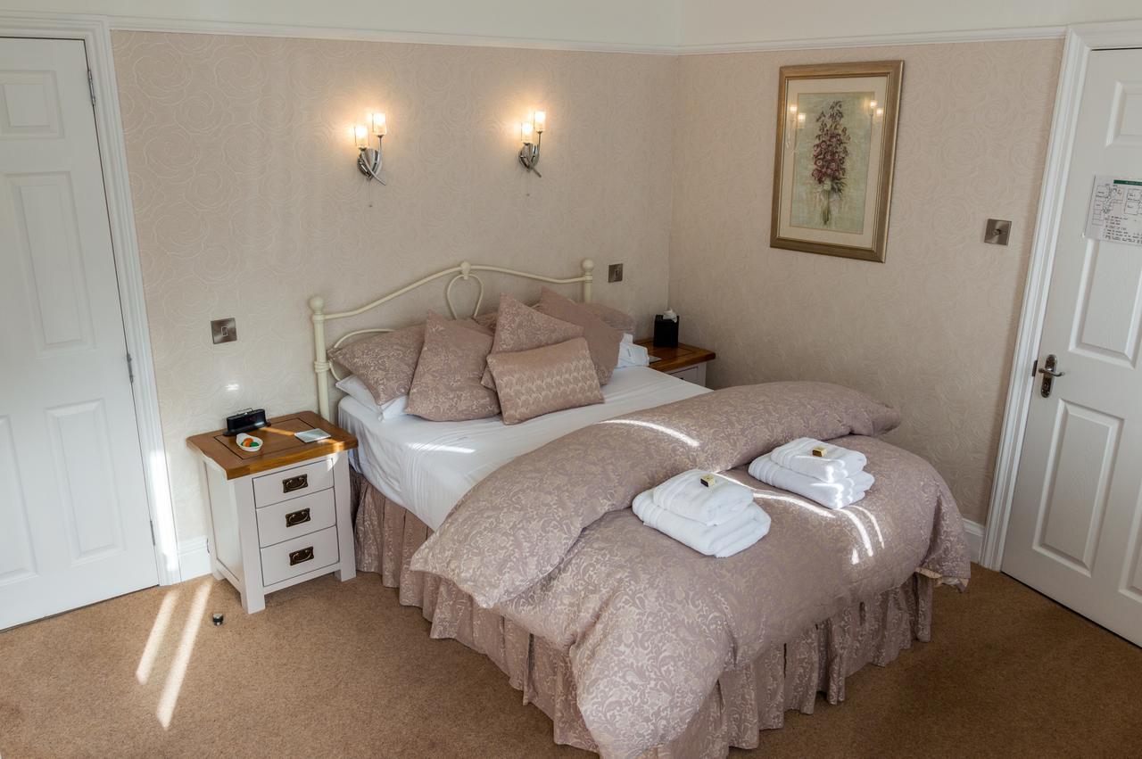 Allt Na Leven Guest House Кинлохливен Экстерьер фото